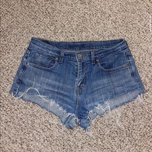 Levi jean shorts